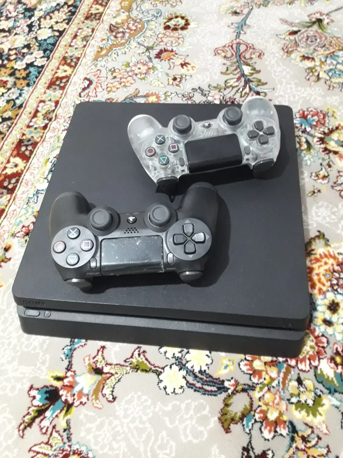 سونی ۴ اسلیم ۵۰۰ گیگ،دودسته|کنسول، بازی ویدئویی و آنلاین|مهاباد (آذربایجان غربی), |دیوار