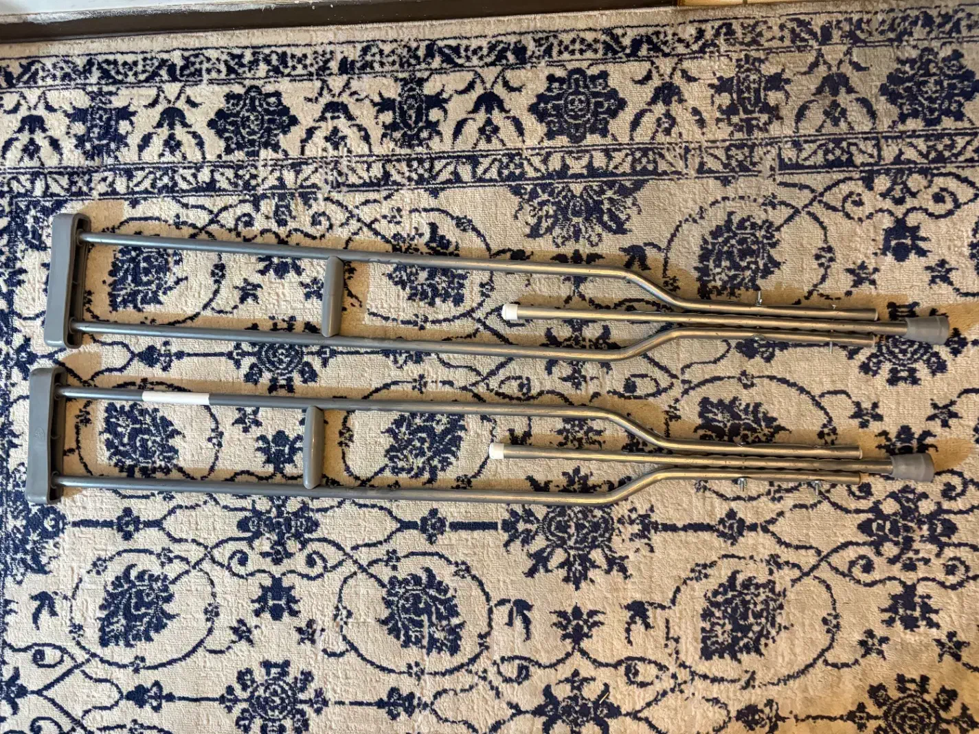 عصا ( در حد نو )|پزشکی|شهر ری, حمزه‌آباد|دیوار