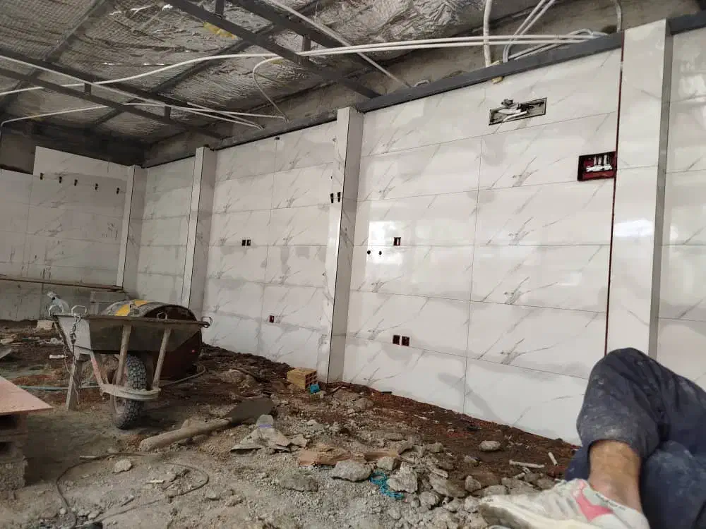 کاشی کاری دوغابی راه پله بغل پله موزاییک|خدمات پیشه و مهارت|صدرا-فارس, فاز ۱|دیوار