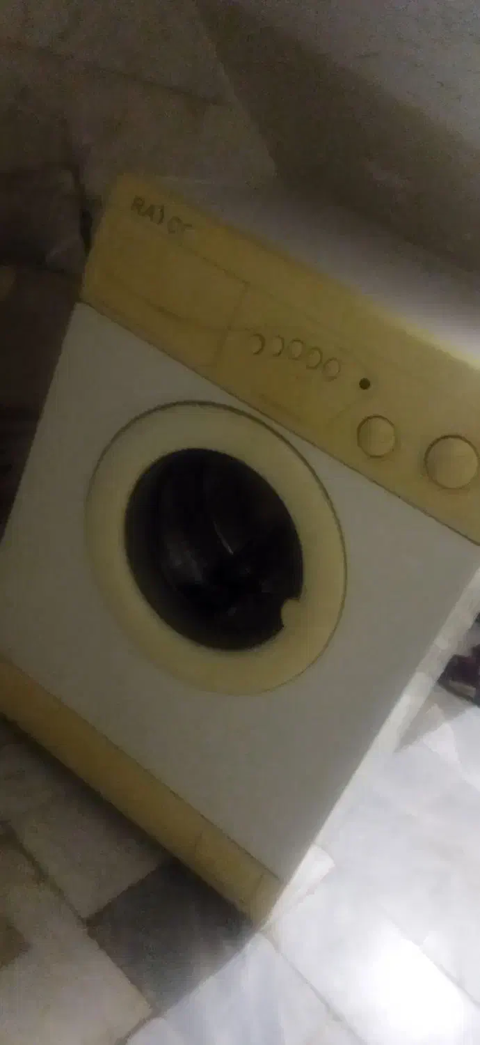 لباس شویی ۵کیلوی سالم تازه موتورش سالم|ماشین لباسشویی و خشککن لباس|گلستان (تهران), |دیوار