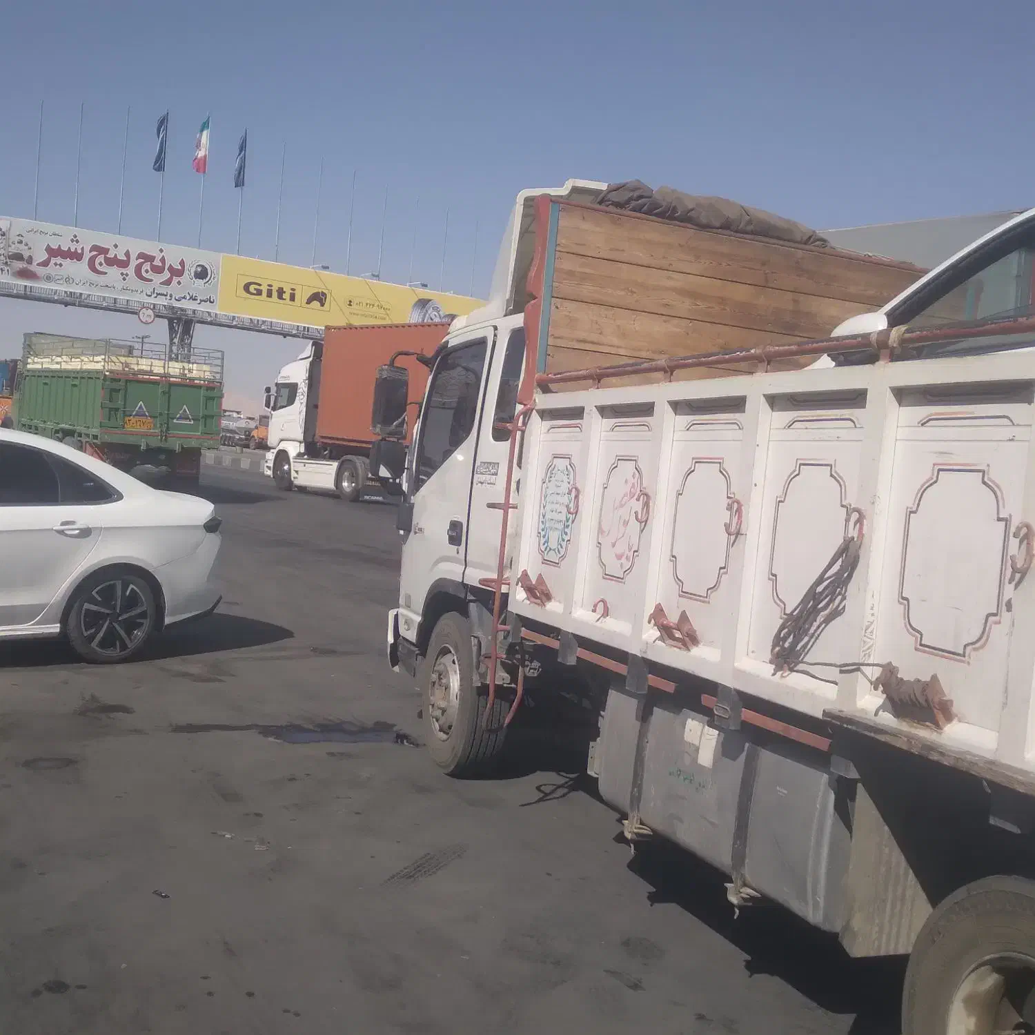 کامیون جک ۸تن مدل ۲۰۱۷|خودرو سنگین|جیرفت, |دیوار