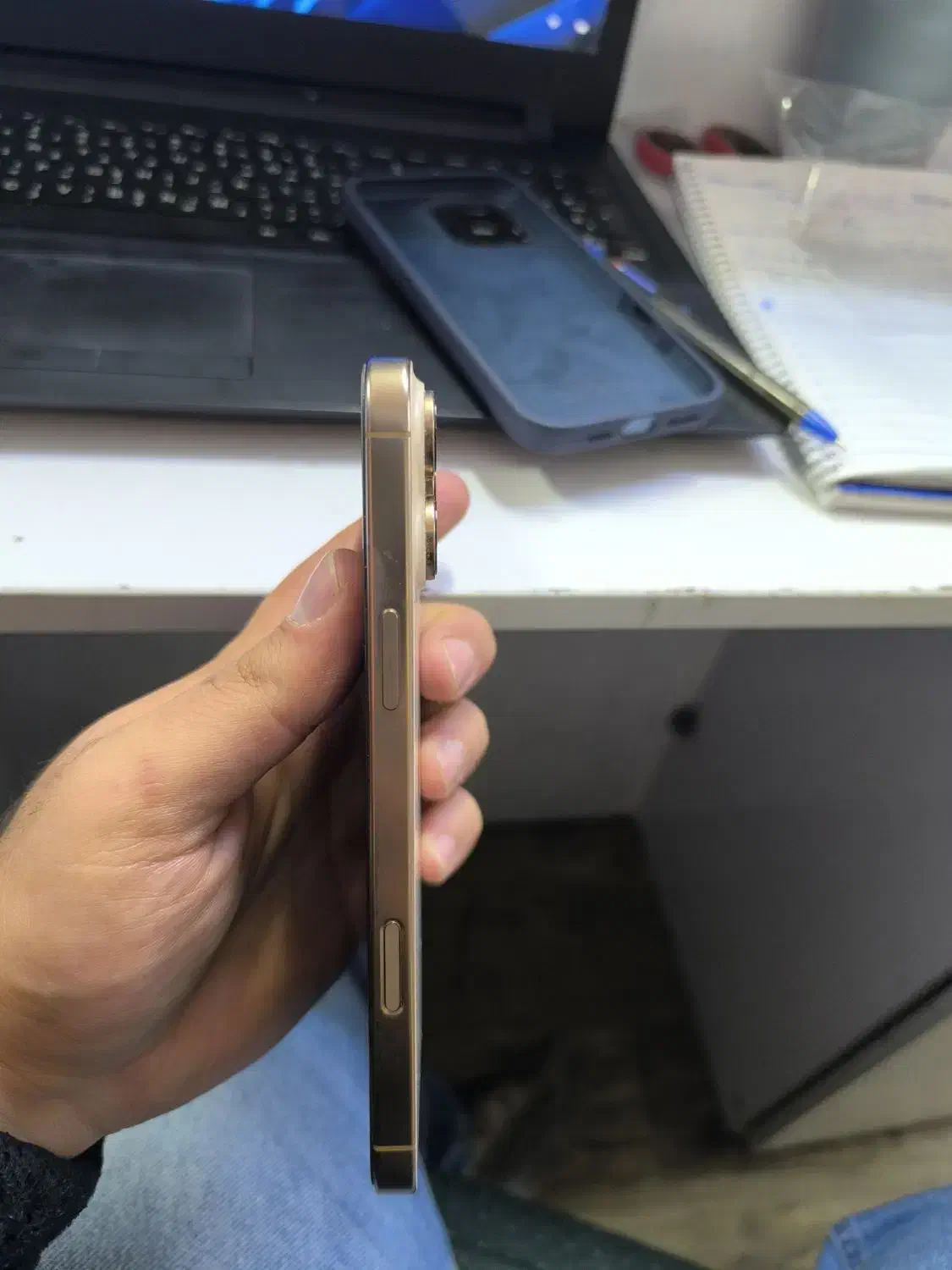 آیفون ۱۶ پرو مکس ۲۵۶  za|موبایل|کرج, باغ سیب|دیوار