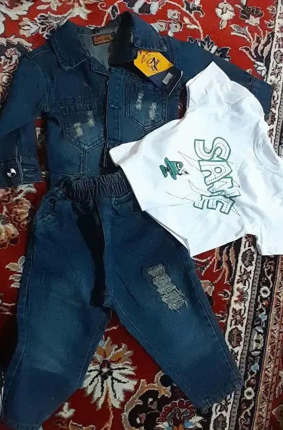 سه تیکه لی|کفش و لباس بچه|یزد, |دیوار