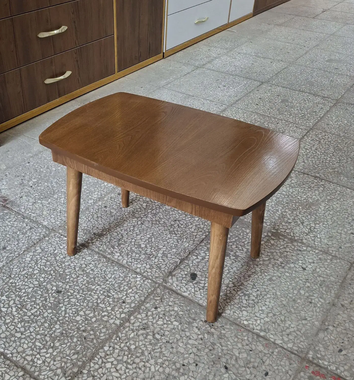 فروش ویژه جلومبلی چوبی کلاسیک/تولیدی انواع میزعسلی|مبلمان خانگی و میز عسلی|خمینیشهر, |دیوار