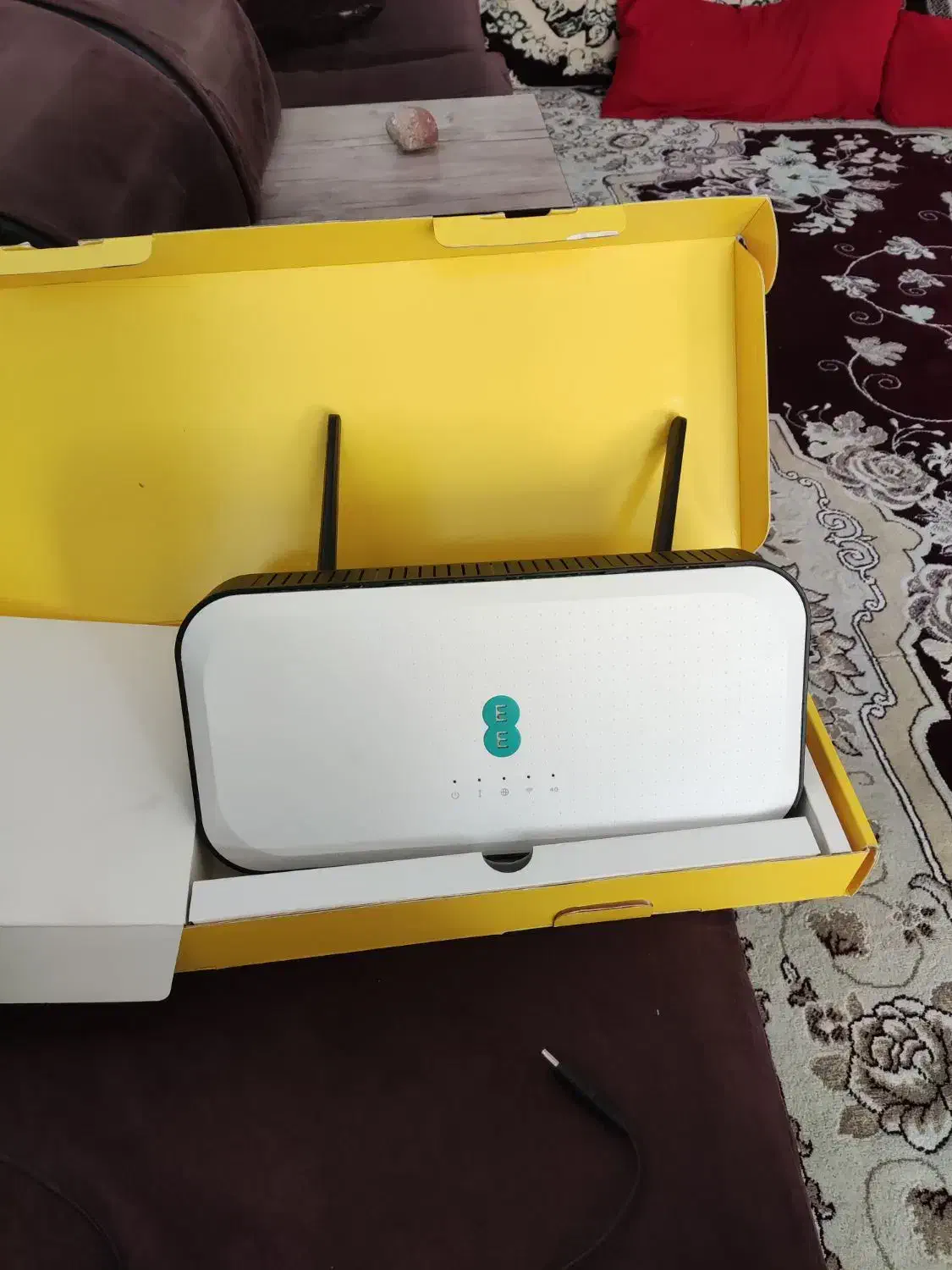 مودم ، روتر سیمکارتی EE. hybridRoter|مودم و تجهیزات شبکه|تربت‌حیدریه, قاسم آباد|دیوار