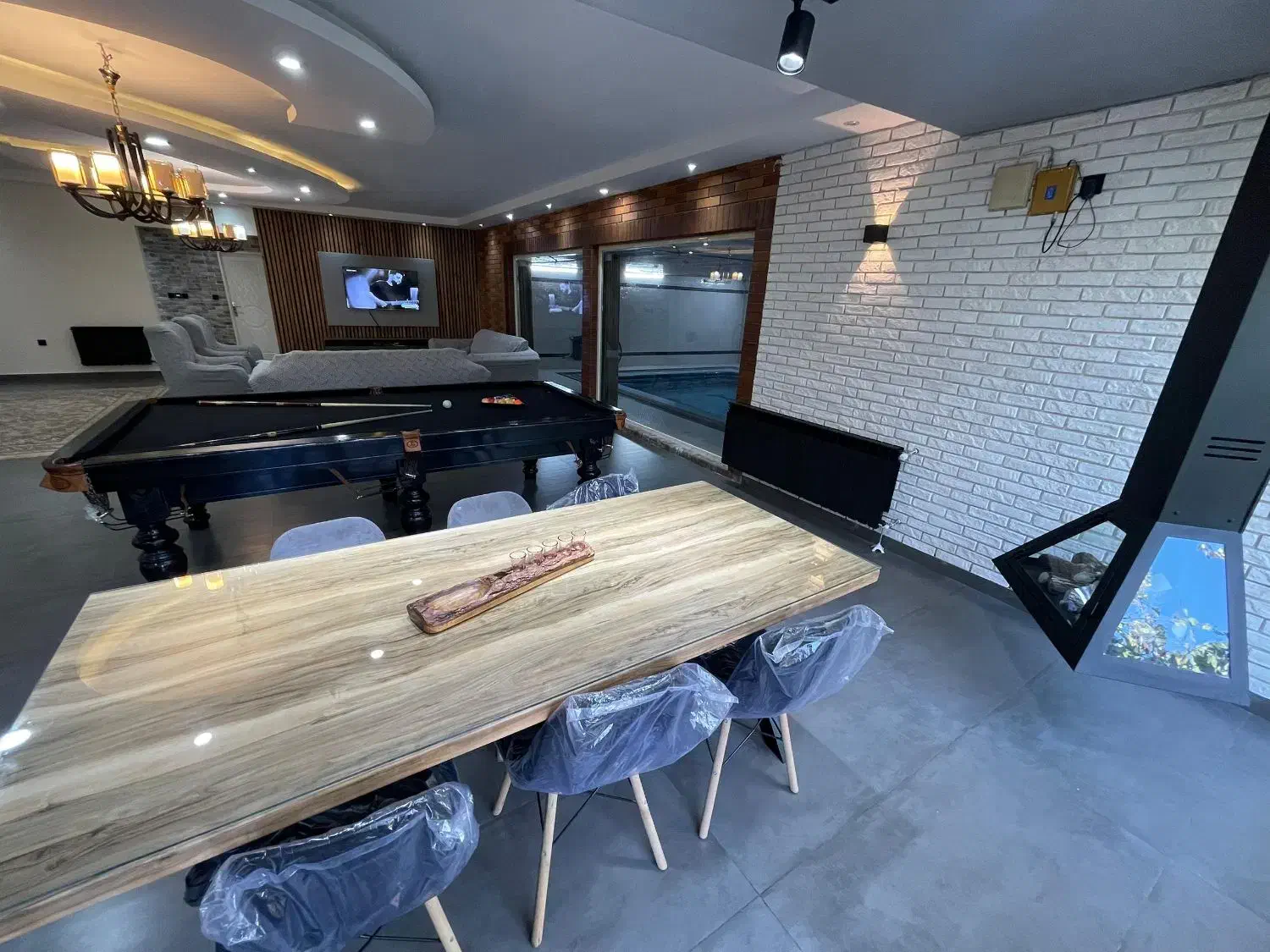 اجاره ویلا استخرسرپوشیده آبگرم|اجارهٔ کوتاهمدت ویلا و باغ|تهران, شهرک صدرا|دیوار