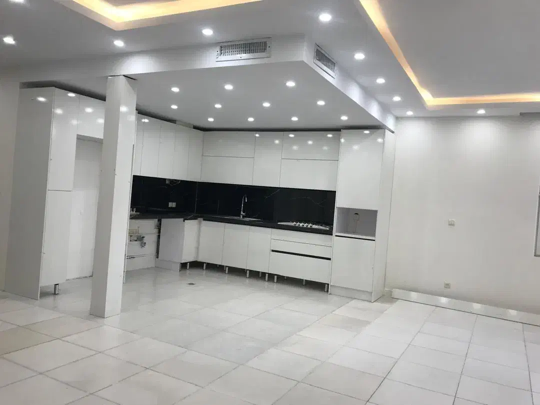 اجاره واحد ۱۴۵ متری خیابان ایران