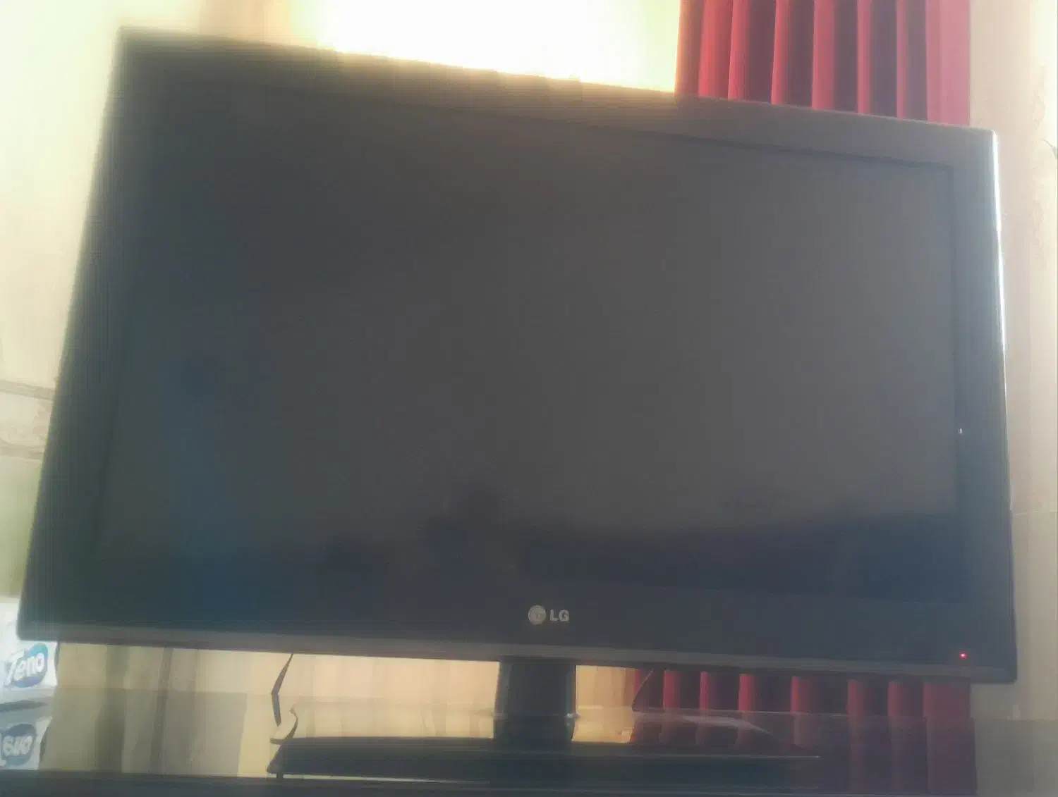 تلوزیون ۳۲ اینچ ال جی|تلویزیون و پروژکتور|کوه چنار, |دیوار