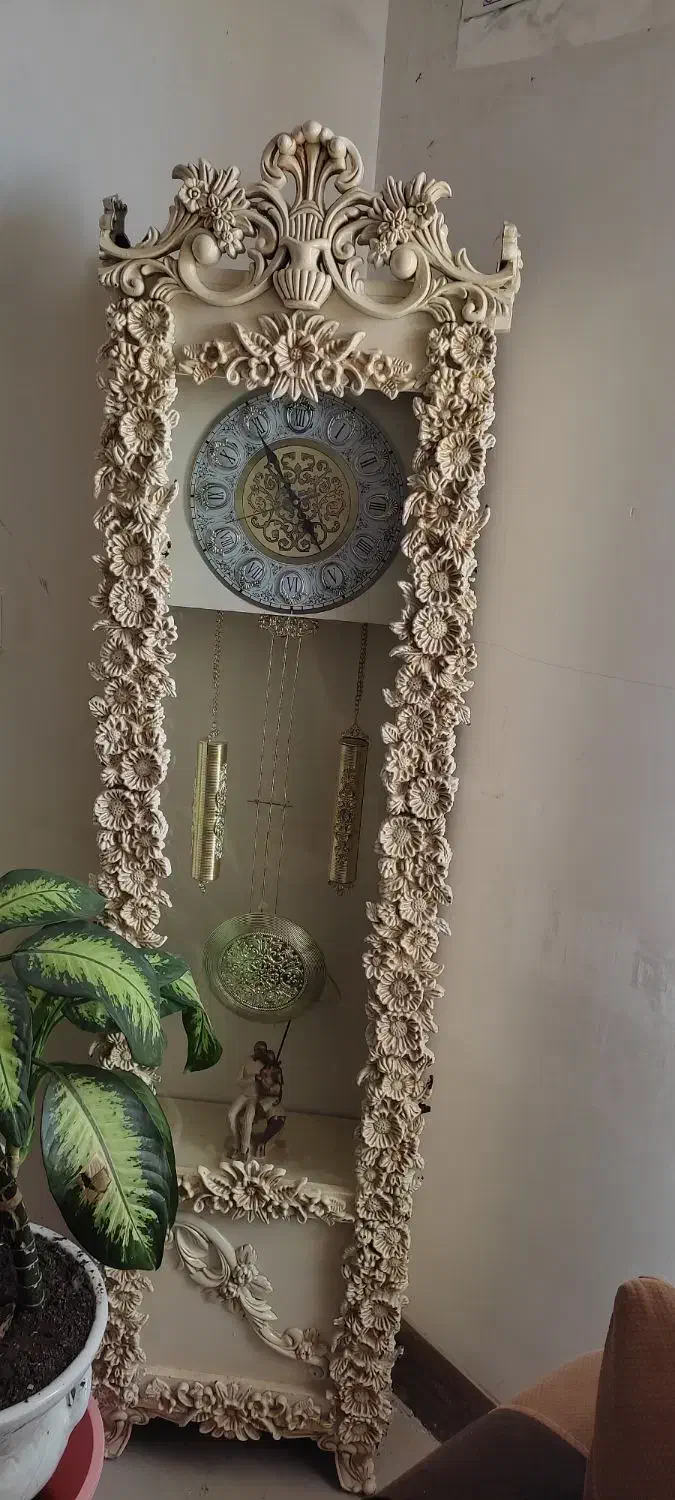 زیر تلویزیون و بوفه و ساعت کرم رنگ|بوفه، ویترین، کنسول|جوانرود, |دیوار