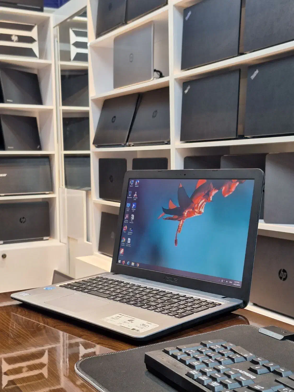 ایسوسintelنسل8/دانشجویی‌اقتصادی/گارانتی‌اقساط۱۸ماه|رایانه همراه|مشهد, کوه سنگی|دیوار