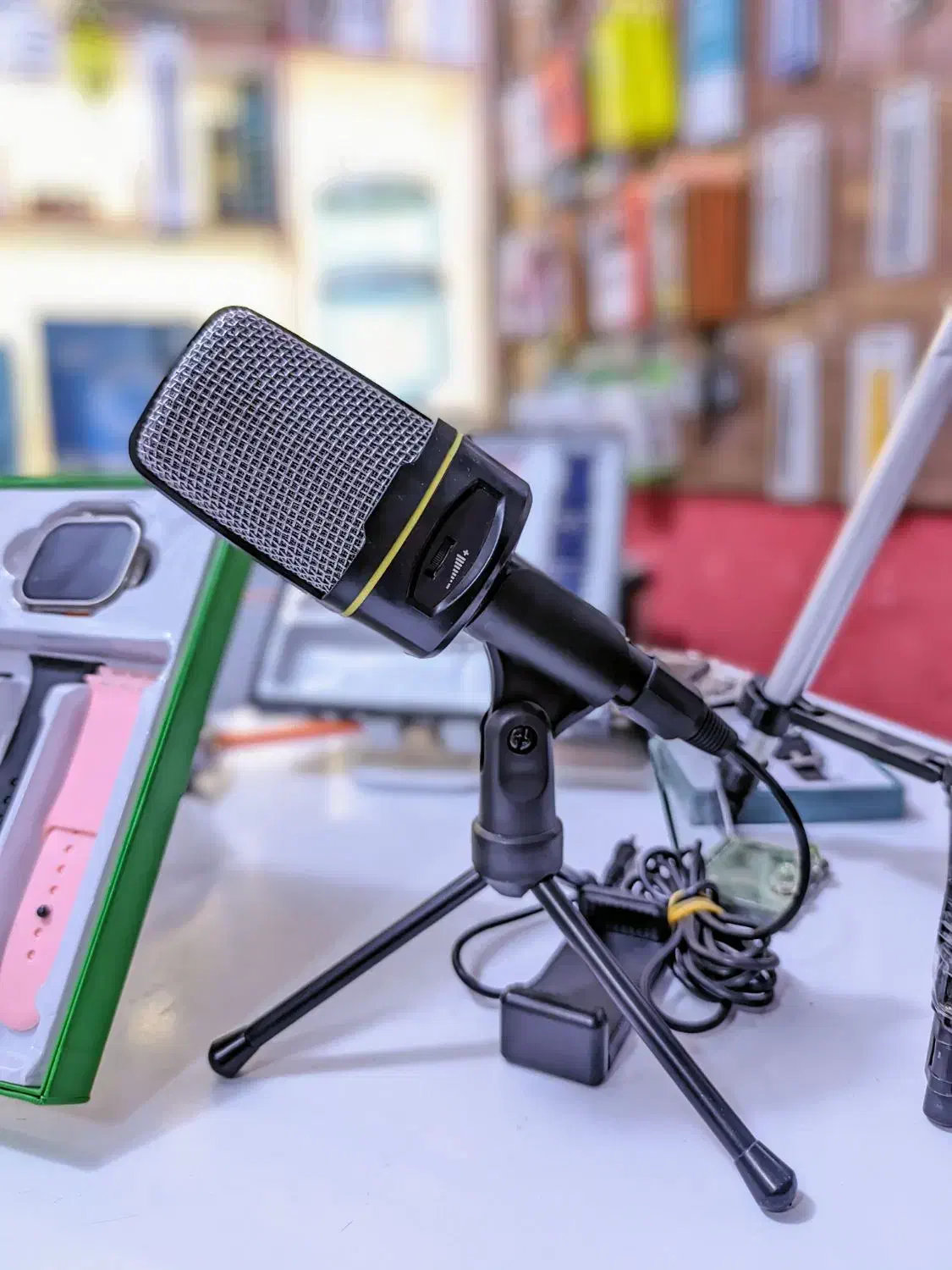 واگذاری فروشگاه لوازم جانبی  خورشید زریوار|فروش مغازه و غرفه|مریوان, |دیوار