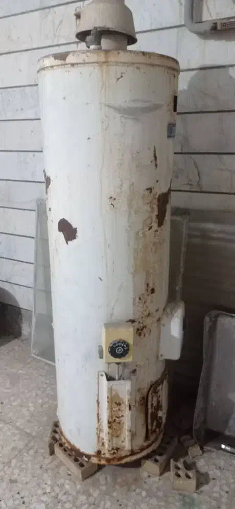 ابگرمکن ۳تومان دوگانه.سورلخ ریزداره|آبگرمکن، پکیج، شوفاژ|آبادان, |دیوار