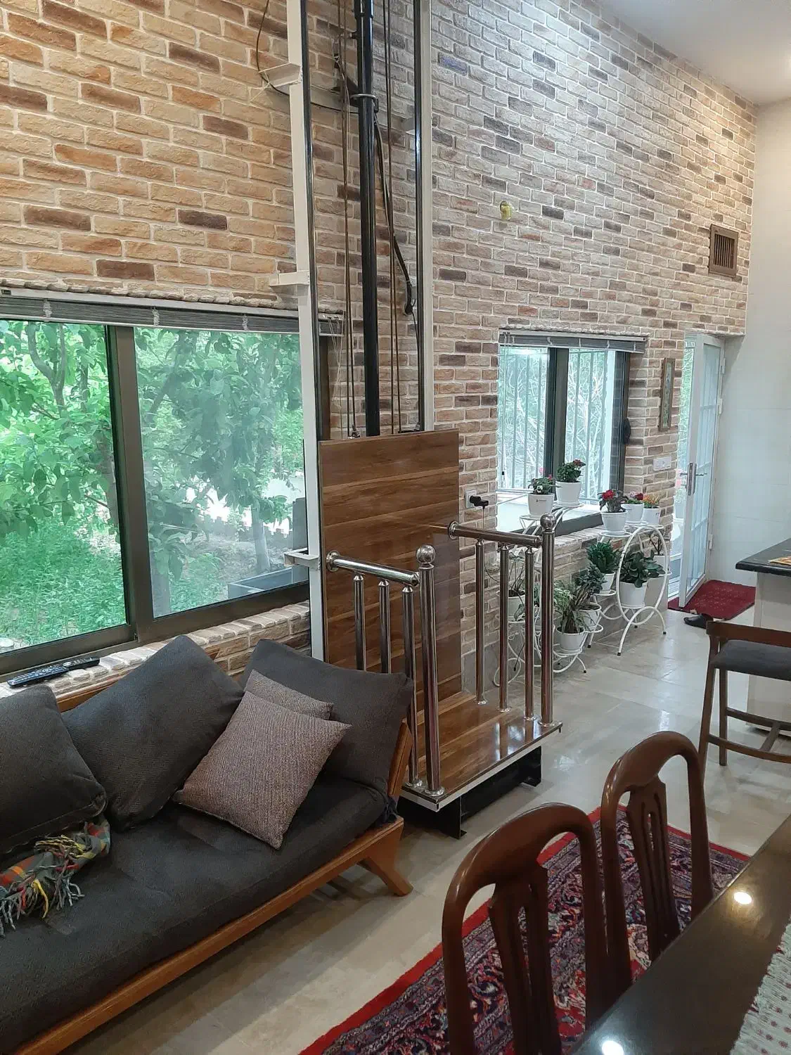 بالابر هیدرولیکی ایمن و ضد سقوط|خدمات پیشه و مهارت|اراک, |دیوار