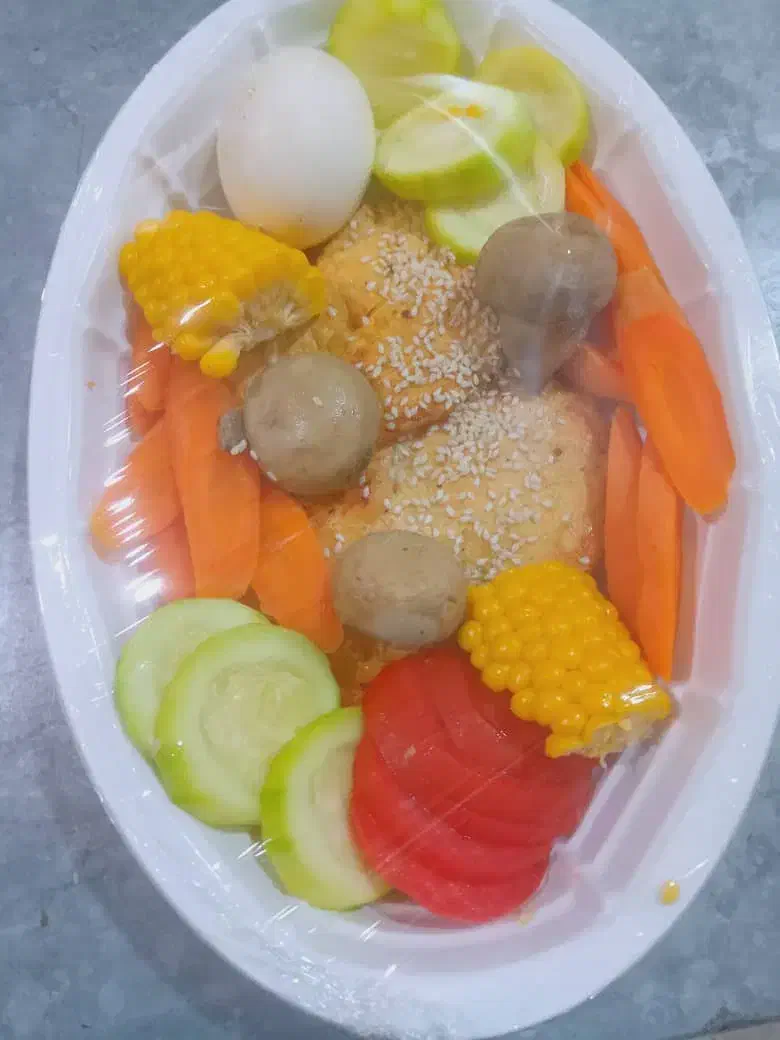 تهیه غذا برای شرکت های دولتی و خصوصی|خدمات پذیرایی، مراسم|تهران, امام زاده عبدالله|دیوار