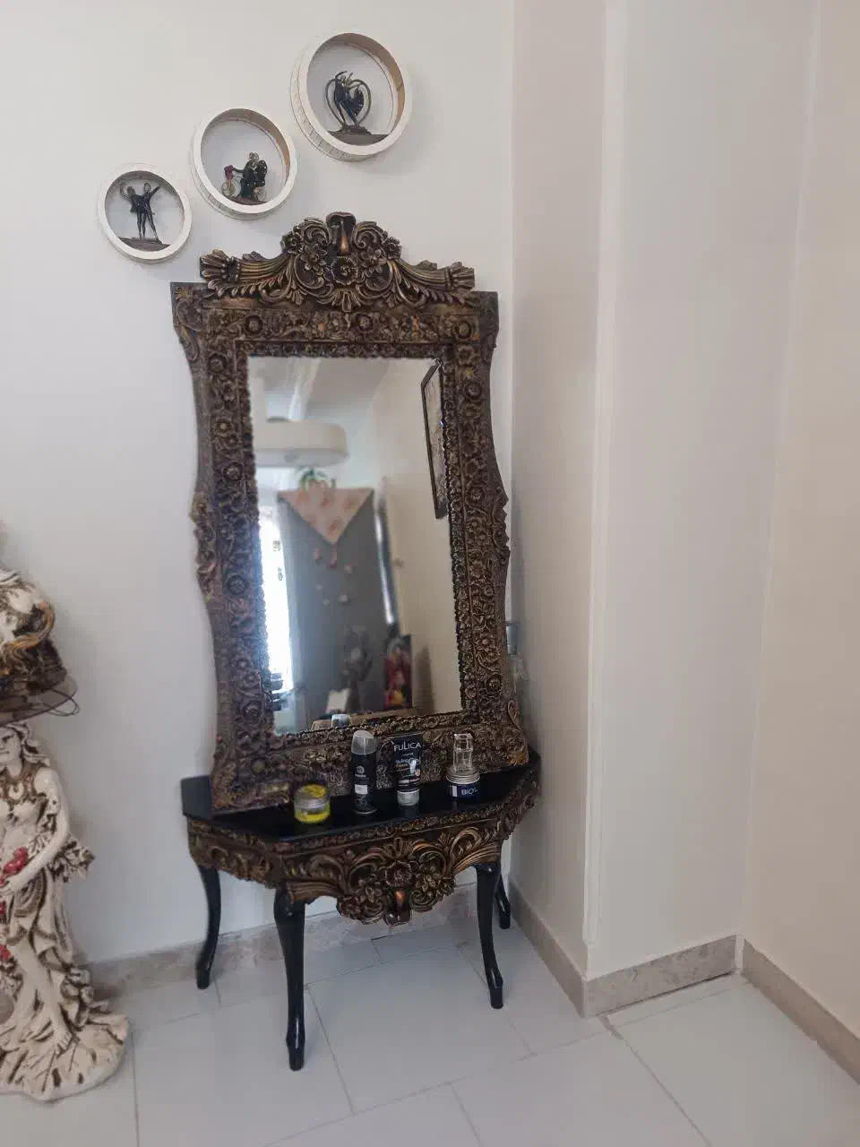 میز آرایش صیح سالم|آینه|قدس, شهر‌قدس|دیوار