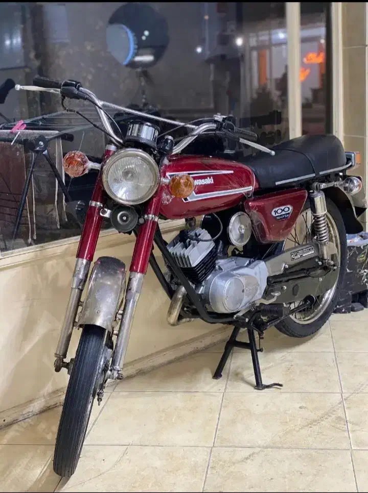موتور کاوازاکی ۱۰۰ ۷۱ قیمت فقط ۲۵ تومن|موتورسیکلت|ارومیه, |دیوار