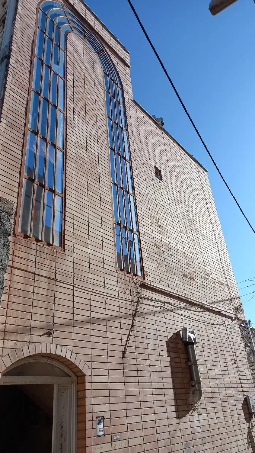 طبقه ی دوم واقع در سده لنجان، ۱۱۰مترساخت|فروش آپارتمان|لنجان, |دیوار