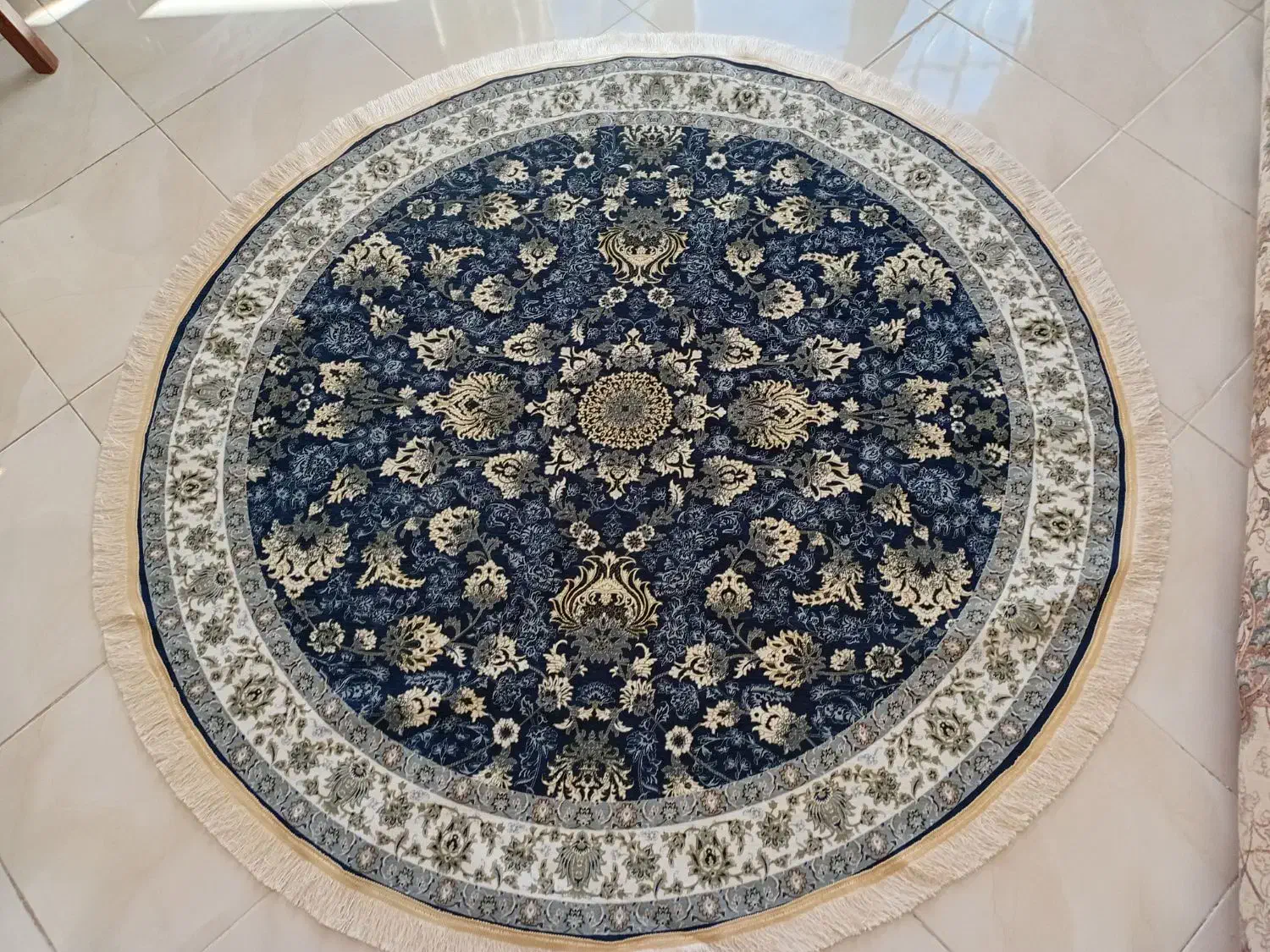 فرشینه گرد نونو|فرش|خمین, |دیوار