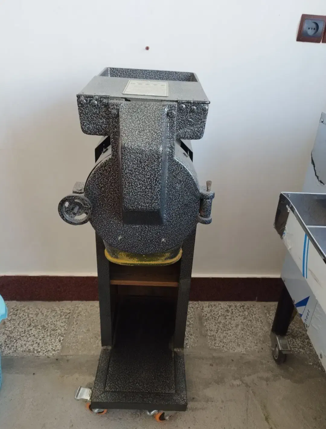 تجهیزات آشپز خانه|کافی‌شاپ و رستوران|گنبد کاووس, |دیوار