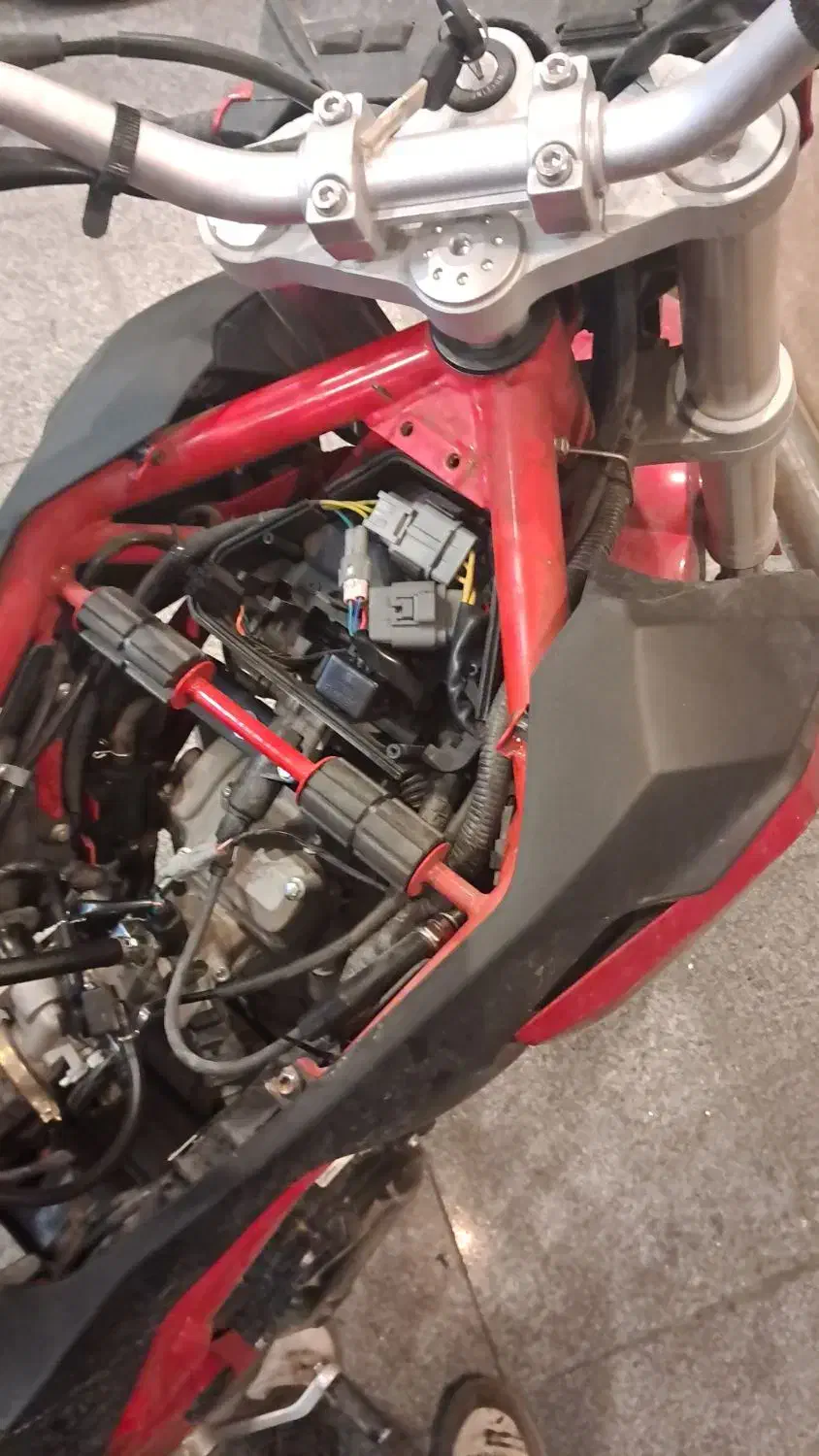 تعمیرات موتورسیکلت موتورساز سیار موتورسازی|خدمات موتور و ماشین|تهران, میدان ولیعصر|دیوار