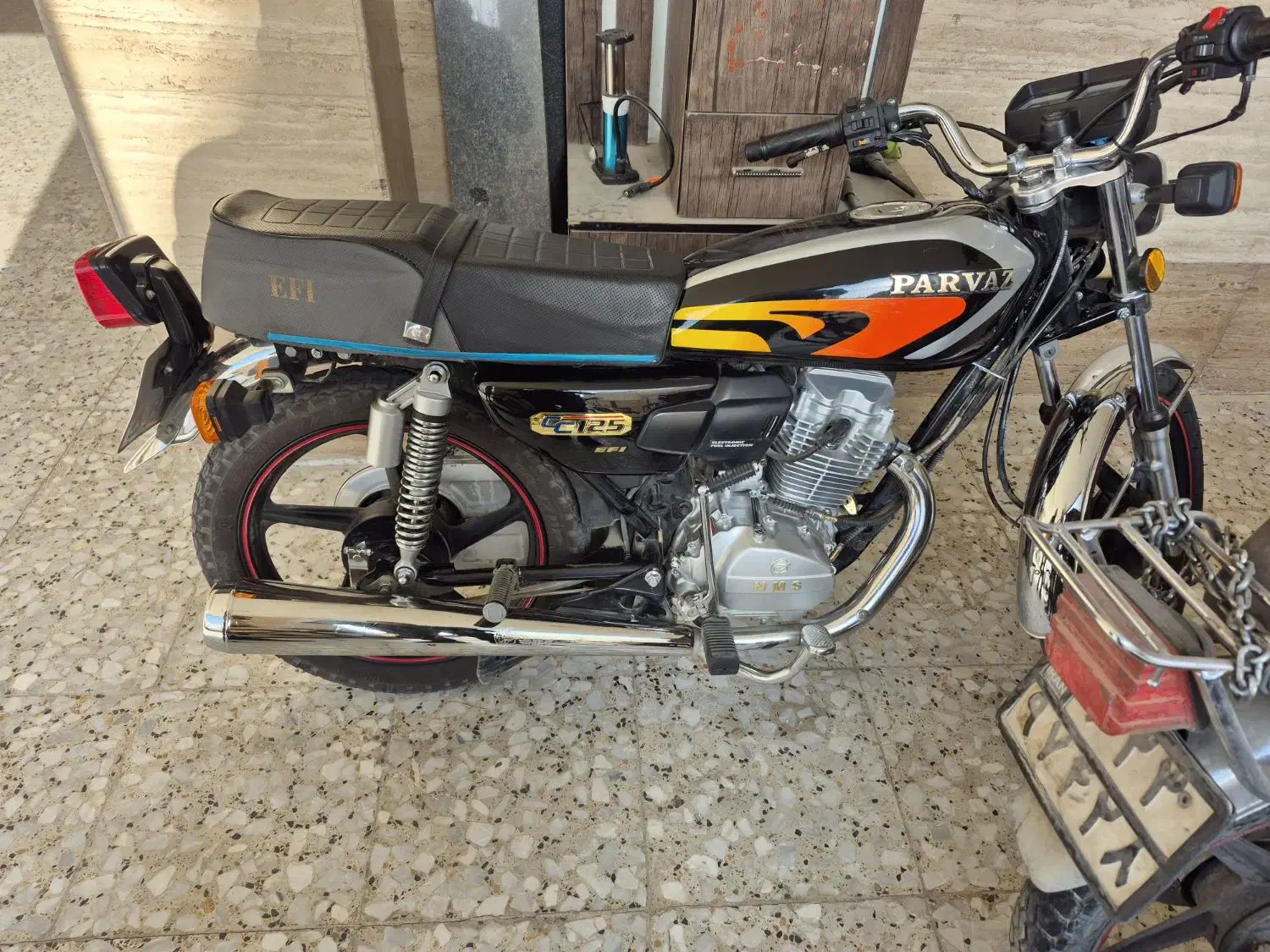 موتور۱۲۵ پرواز استارتی ۴۰۱|موتورسیکلت|خمینیشهر, |دیوار