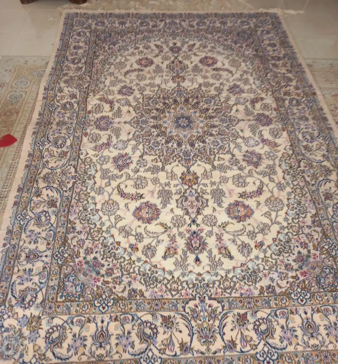 فرش نایینی اصفهانی|فرش|شاهین‌شهر, بنیاد ازدواج|دیوار