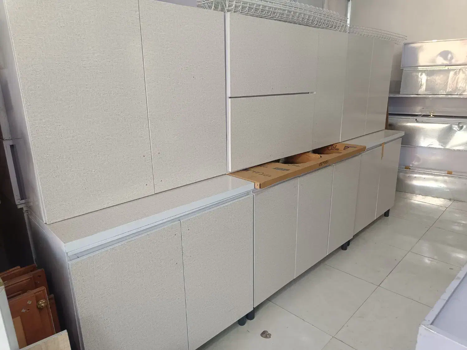 کابینت تمام فلز درب چوبی حاضری|مصالح و تجهیزات ساختمان|خرمآباد, |دیوار