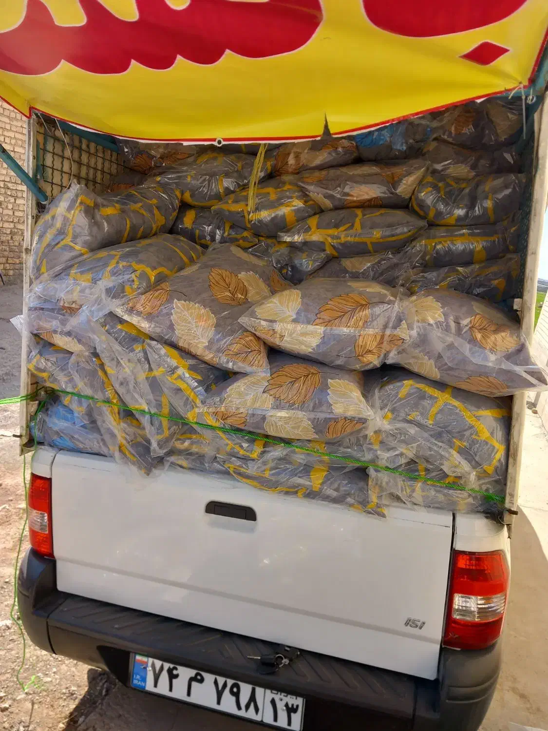 بالشت|رختخواب، بالش، پتو|لنجان, |دیوار