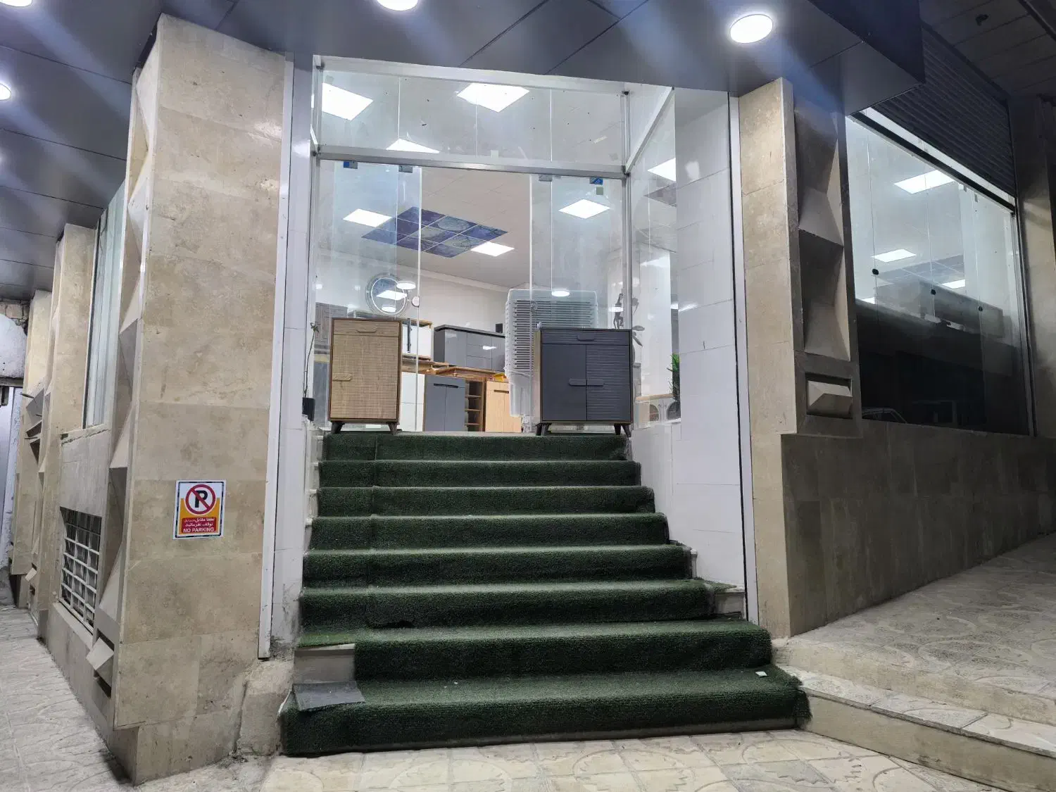 اجاره مغازه 160 متری بلوار جمهوری|اجارهٔ مغازه و غرفه|ایلام, |دیوار