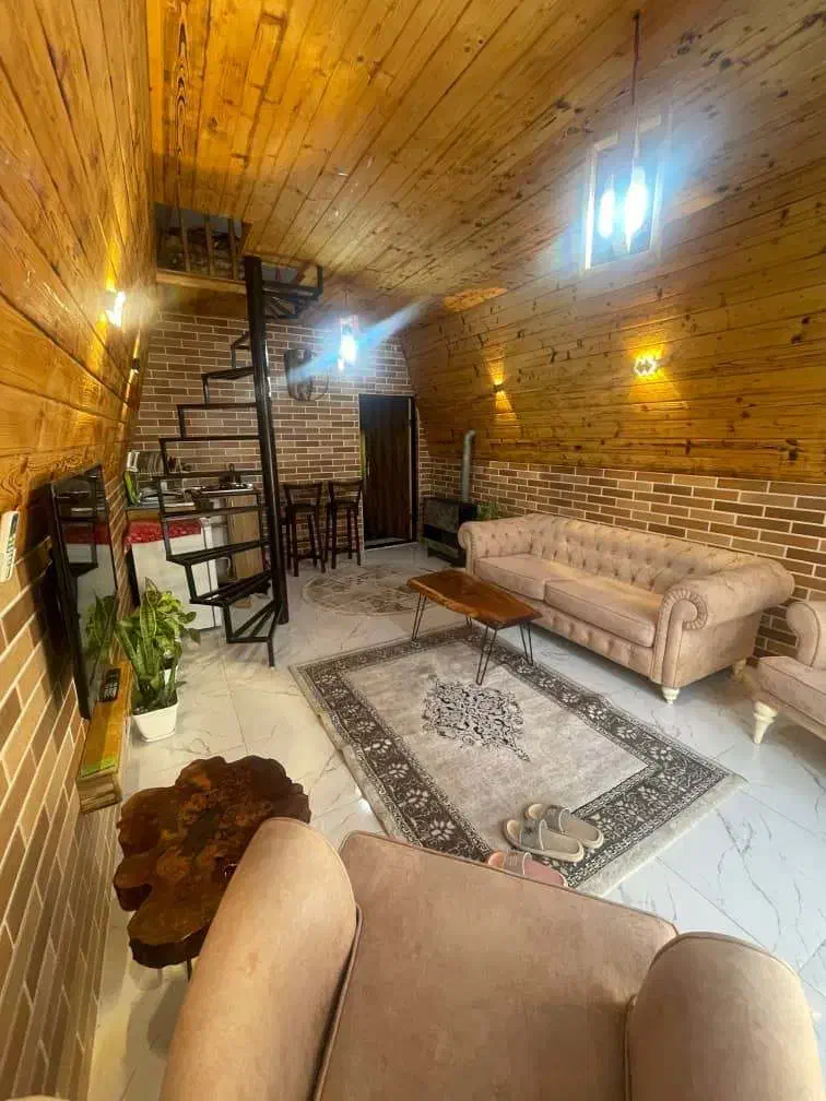 کلبه زردجکوزی دارباامکانات رفاهی ساجدی|اجارهٔ کوتاهمدت ویلا و باغ|تنکابن, |دیوار