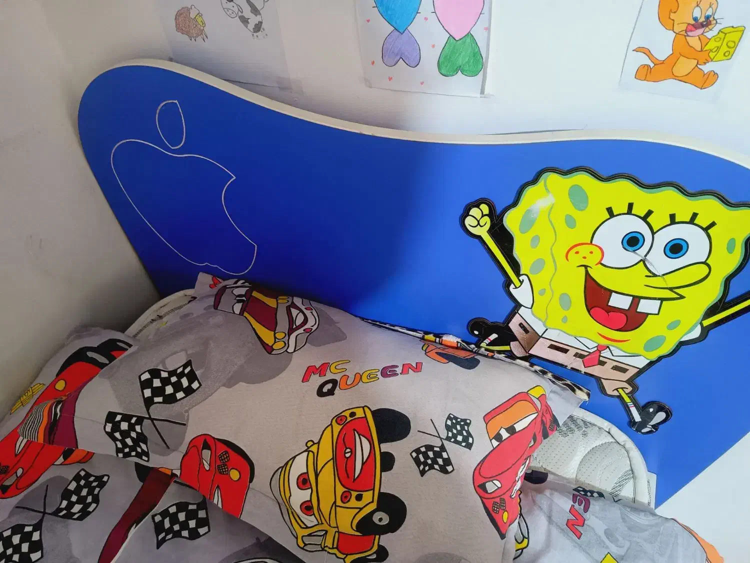 تخت پسرانه|تخت و صندلی بچه|پاکدشت, خاتون آباد|دیوار