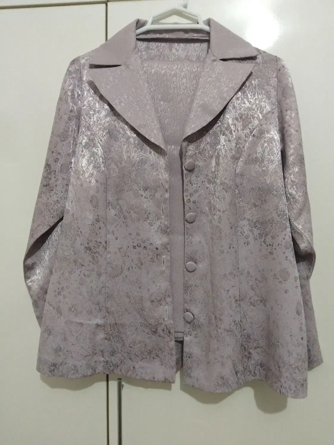 لباس|لباس|طبس, |دیوار