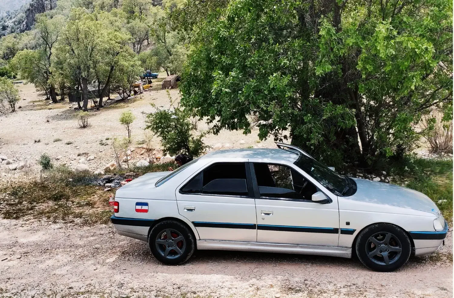 405 لوکس|خودرو سواری و وانت|یاسوج, |دیوار