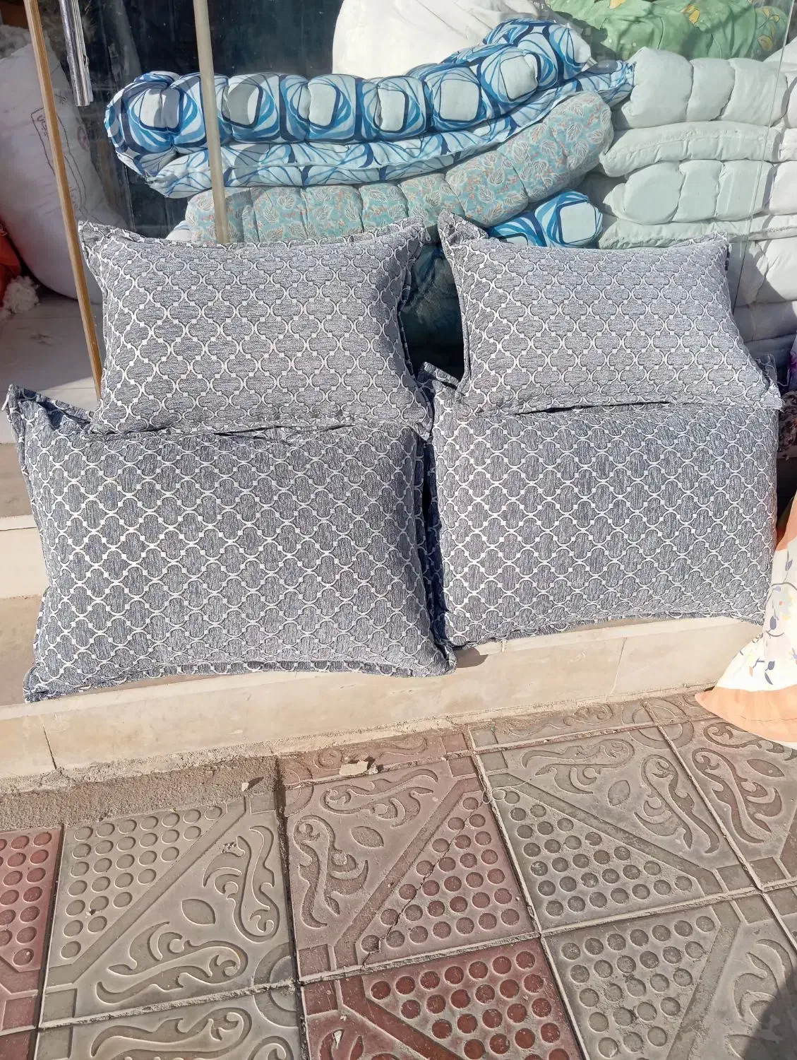 کالای خواب دوخت ،تعمیر ،فروش، انواع لحاف تشک|رختخواب، بالش، پتو|کمیجان, |دیوار