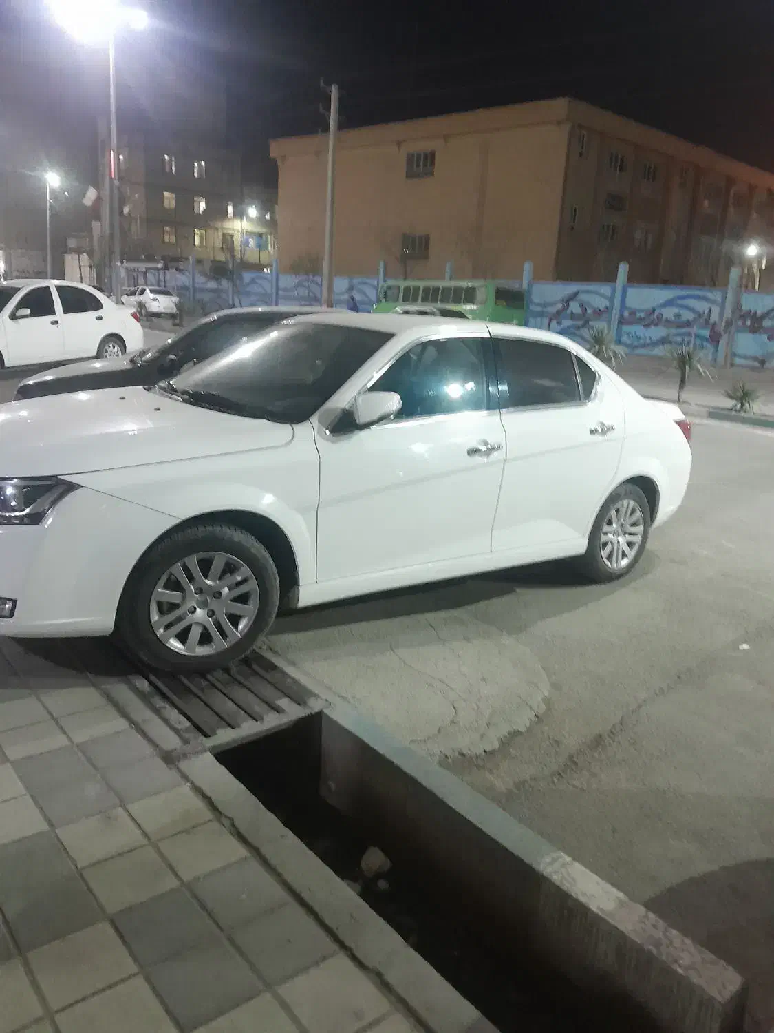 ماشین دنا|خودرو سواری و وانت|بهارستان, |دیوار