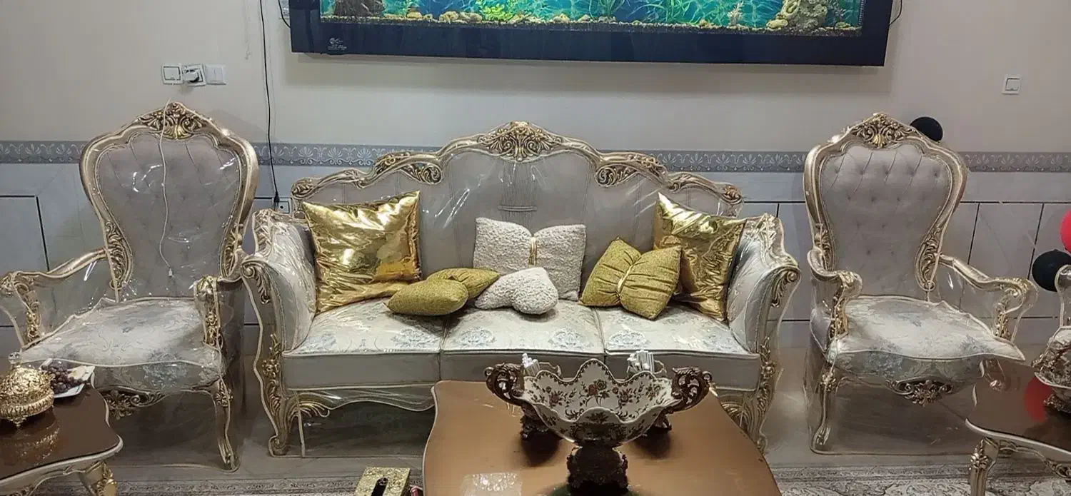 دوخت کاورمبل لوازم اداری آرایشگاه باشگاه آزمایشگاه|مبلمان خانگی و میز عسلی|فلاورجان, |دیوار