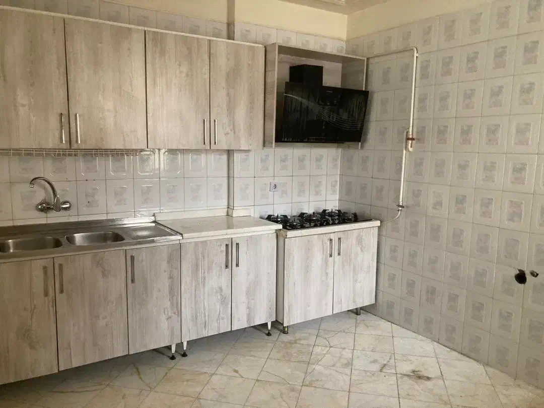 اجاره واحد ۱۲۰ متری