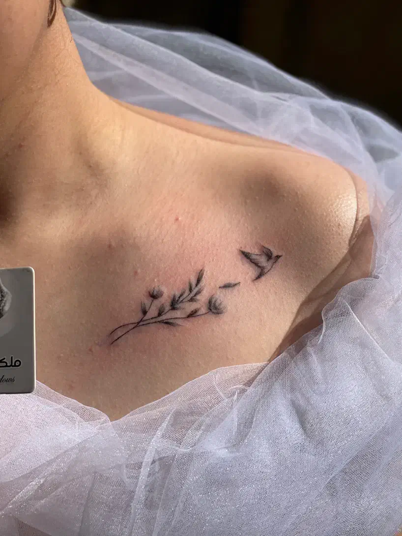 خدمات تتو صورت بدن|خدمات آرایشگری و زیبایی|صحنه, |دیوار