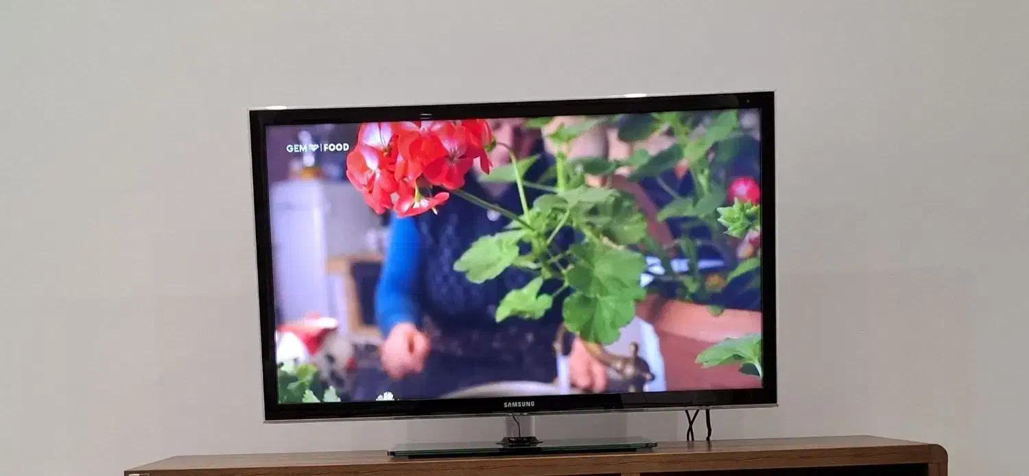 تلویزیون سامسونگ 40 اینچ|تلویزیون و پروژکتور|مشکیندشت, |دیوار