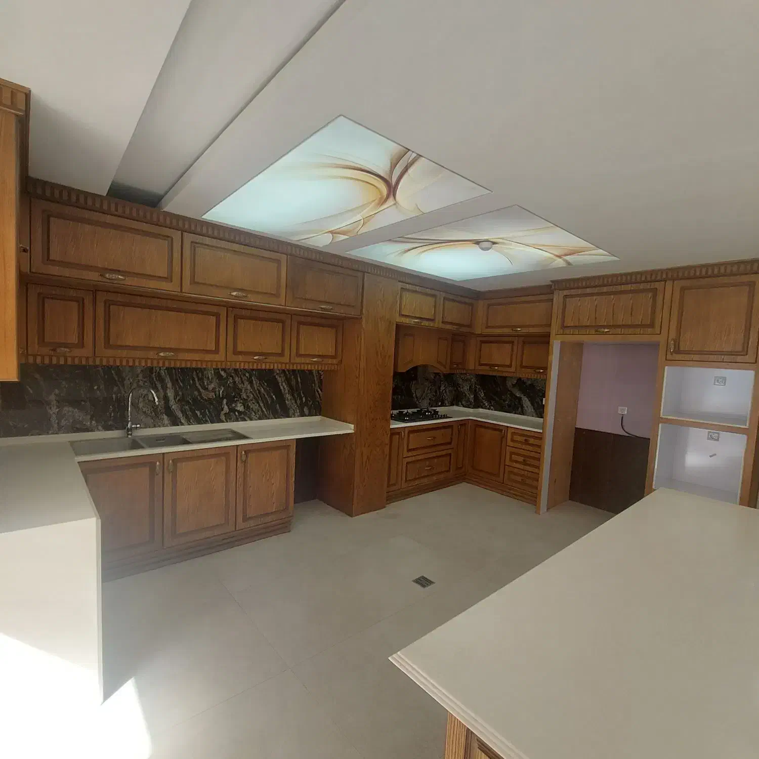 فروش ومعاوضه آپارتمان۱۸۰متری بلوارآیینه خانه/صفر|فروش آپارتمان|اصفهان, باغ زرشک|دیوار