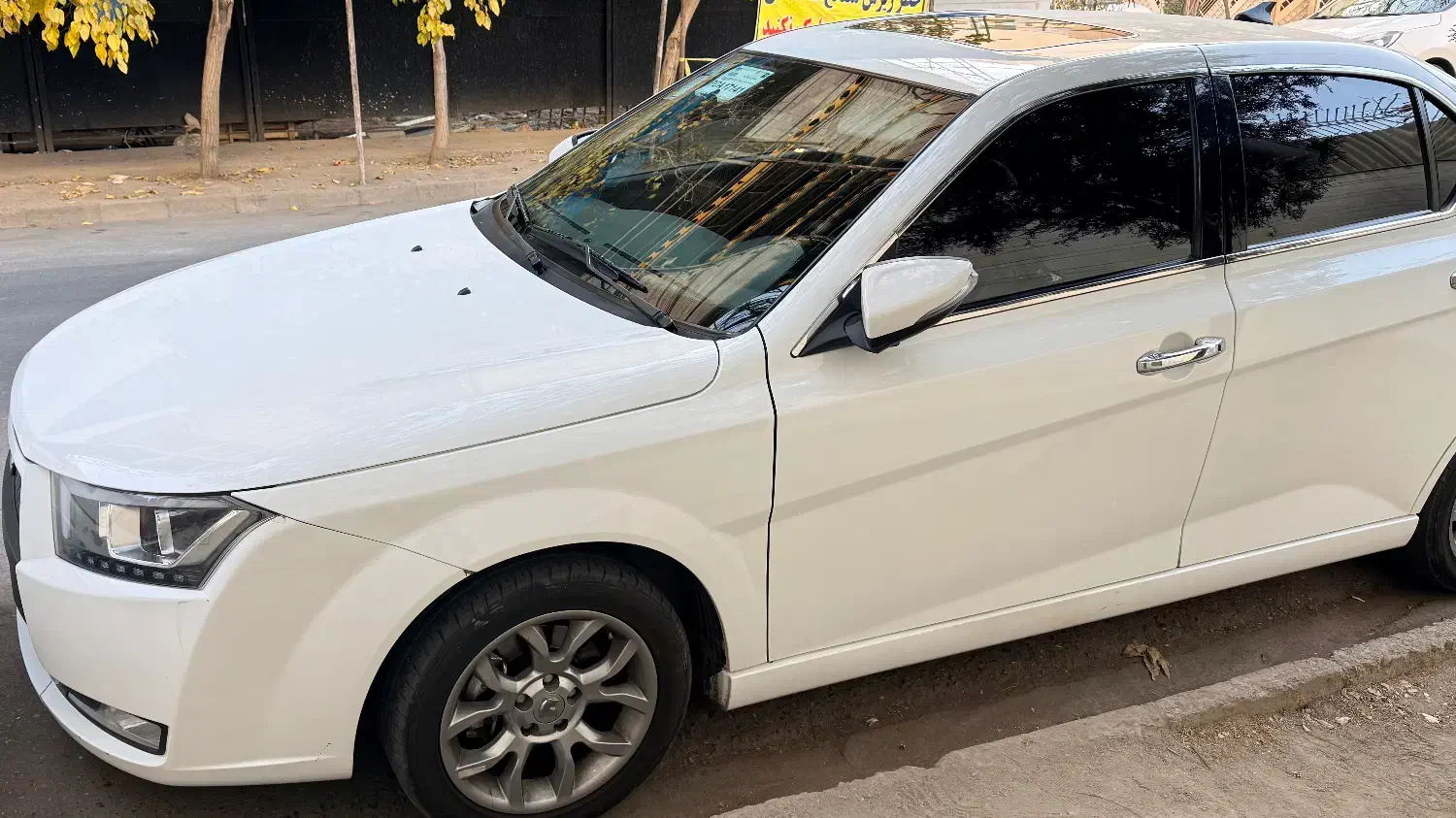 دنا پلاس ۶ دنده توربو|خودرو سواری و وانت|مشهد, فردوسی|دیوار