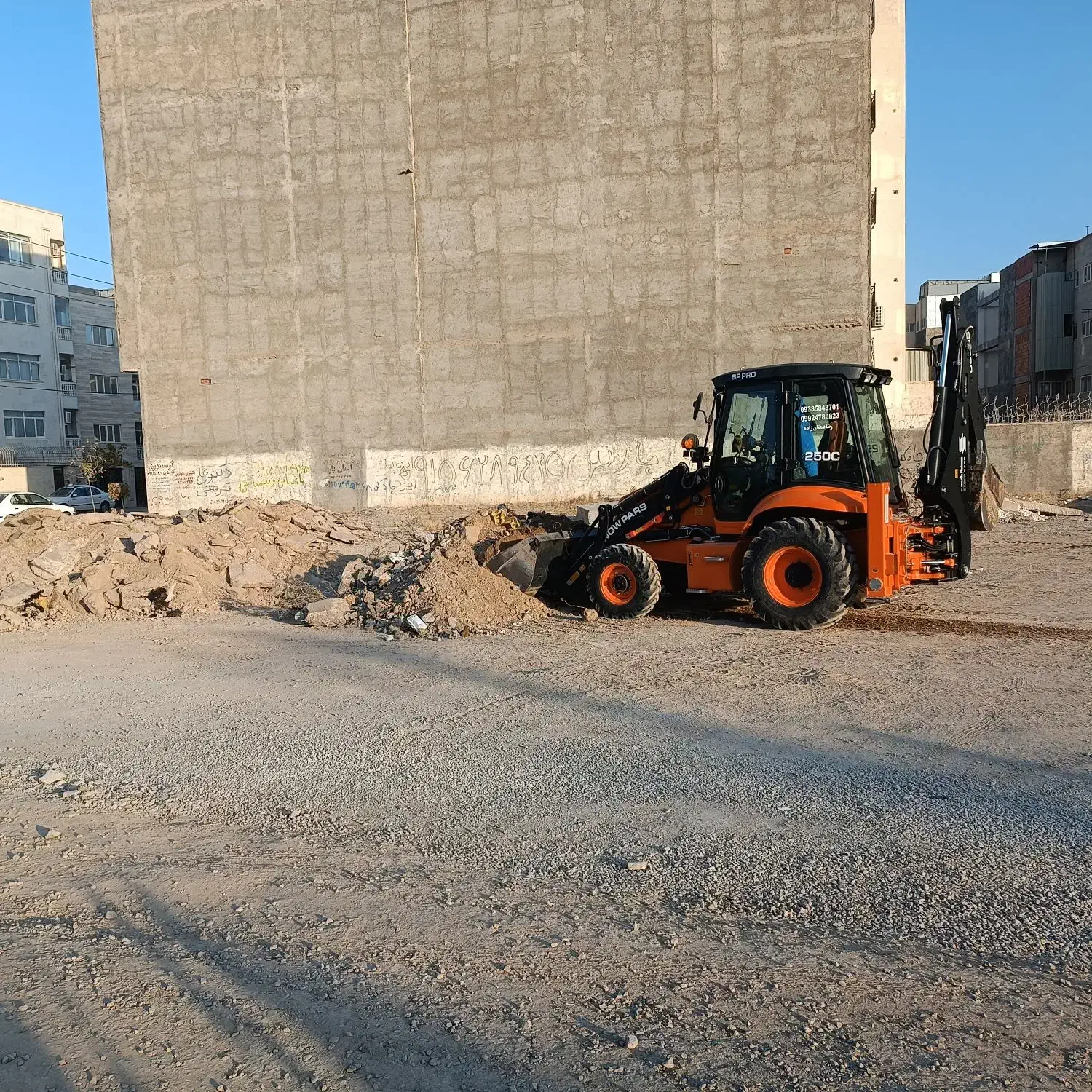 بیل بکهو|خدمات پیشه و مهارت|بجنورد, |دیوار