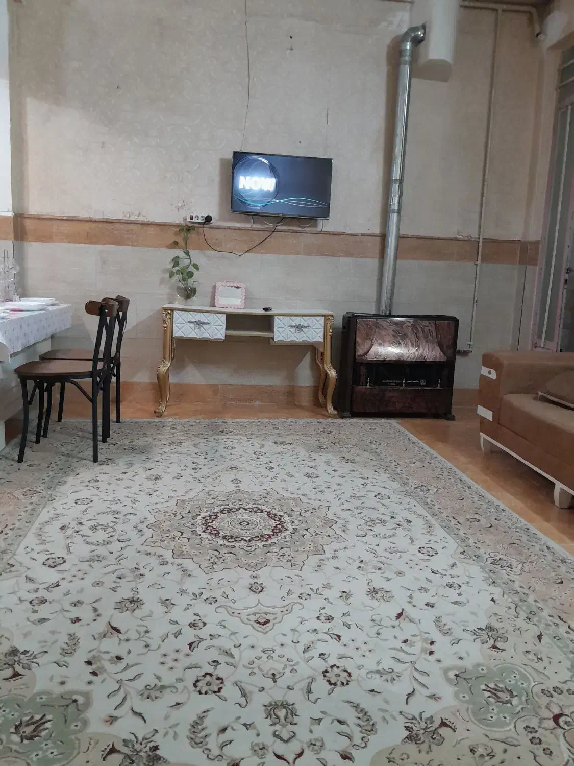 سوییت منزل ویلایی همکف دربست۷۰ متر دو خوابه|اجارهٔ کوتاهمدت آپارتمان و سوئیت|قم, حاج زینل|دیوار