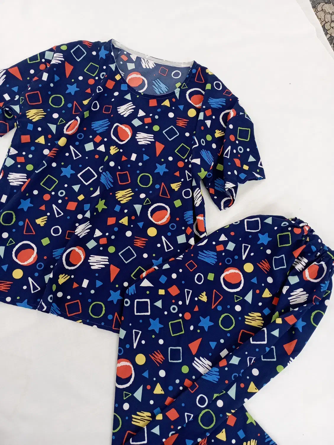 تیشرت شلوار|لباس|بابل, |دیوار