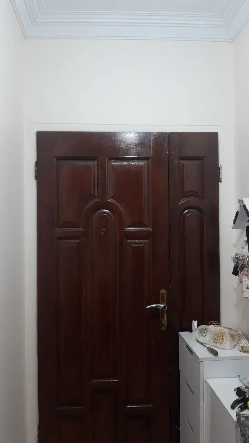 درب تمام چوبی دو لنگه|مصالح و تجهیزات ساختمان|کرج, شهرک جهان‌نما|دیوار