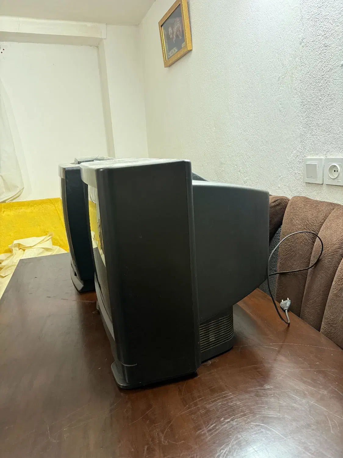 تلویزیون قدیمی( کاملا سالم)|تلویزیون و پروژکتور|گرگان, |دیوار