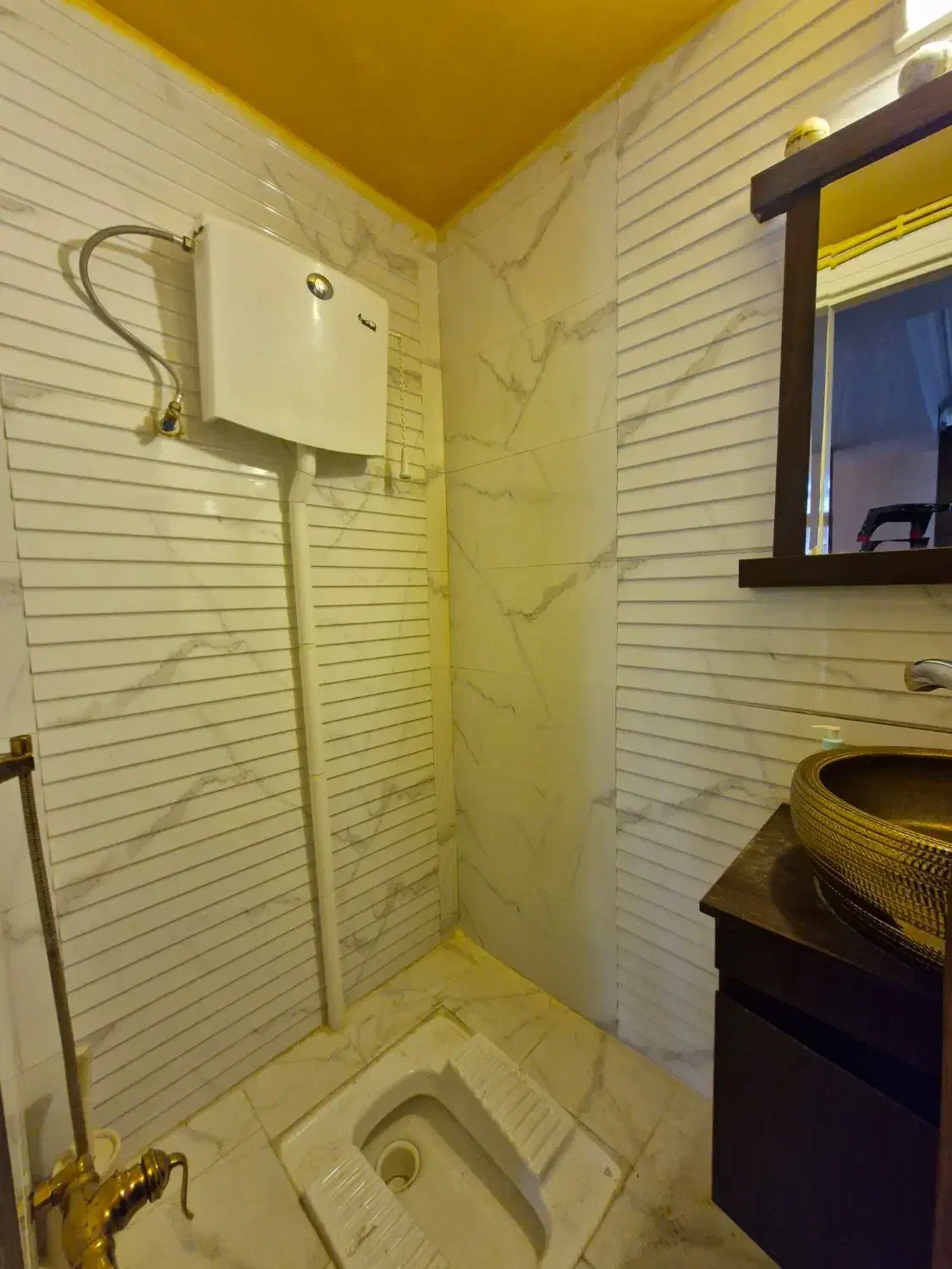 ۸۰ متر ۲ خواب/ میدان شهرداری / برج غرق نور