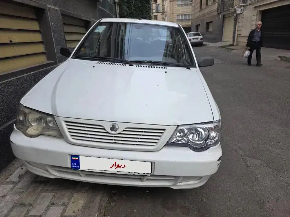 ۱۳۲ مدل ۹۵بی ضربه|خودرو سواری و وانت|رشت, معلم|دیوار