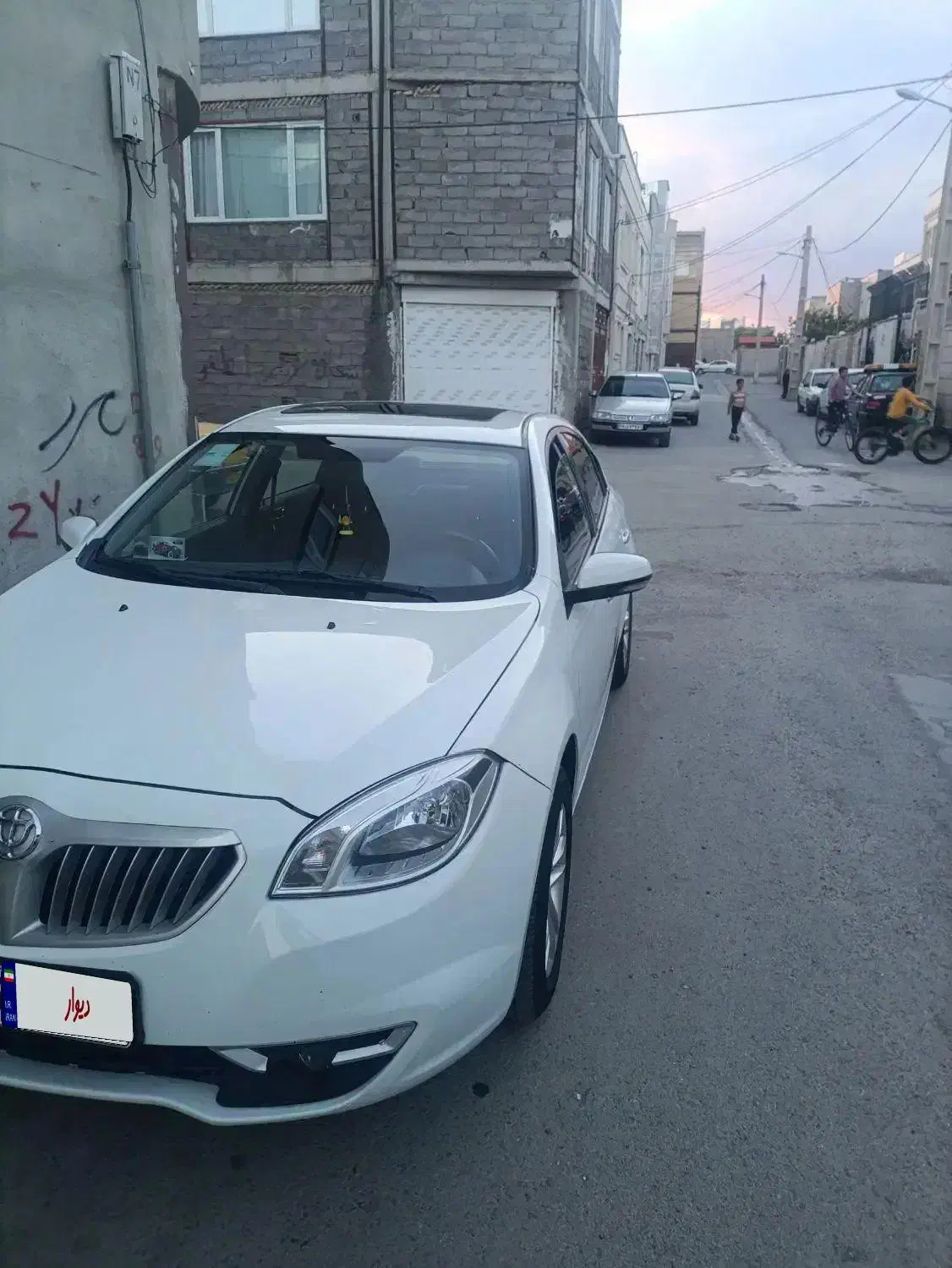 برلیانس ۳۳۰ اتومات ۱۵۰۰|خودرو سواری و وانت|تهران, ایرانشهر|دیوار