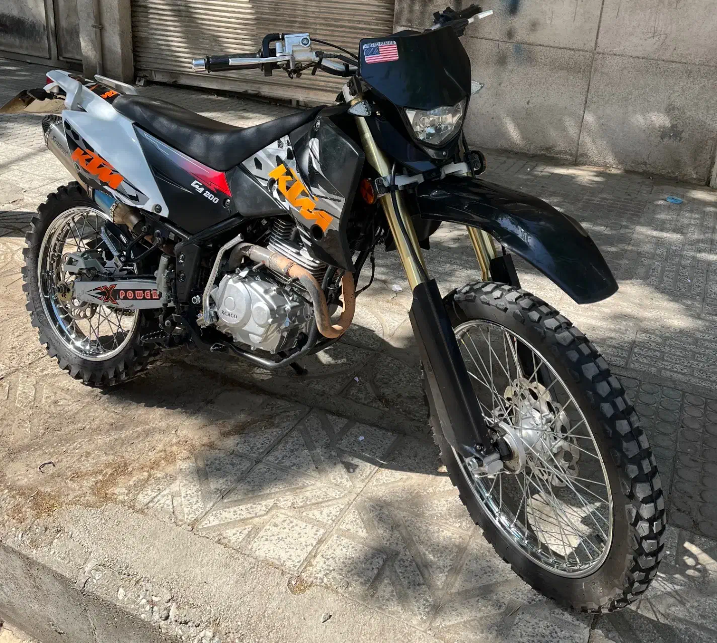 تریل بهرو۲۰۰ (فلات)|موتورسیکلت|همدان, |دیوار